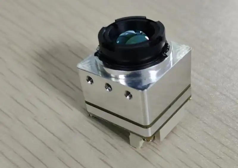 Thermal Imaging Camera with Vanadium Oxide for Rescue